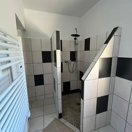 בית נופש La Maison D'alice סרלה-לה קנדה